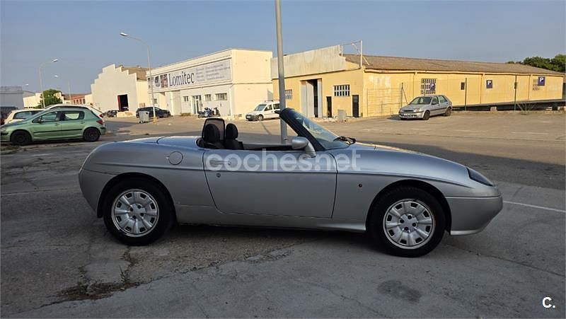 Usado Fiat Barchetta 130 CV (95 kW) 2000 Gris / plata Descapotable
