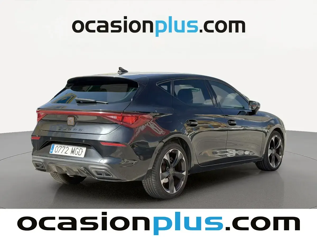 Usado Cupra Leon 150 HP (110 kW) 2023 Preto Citadino