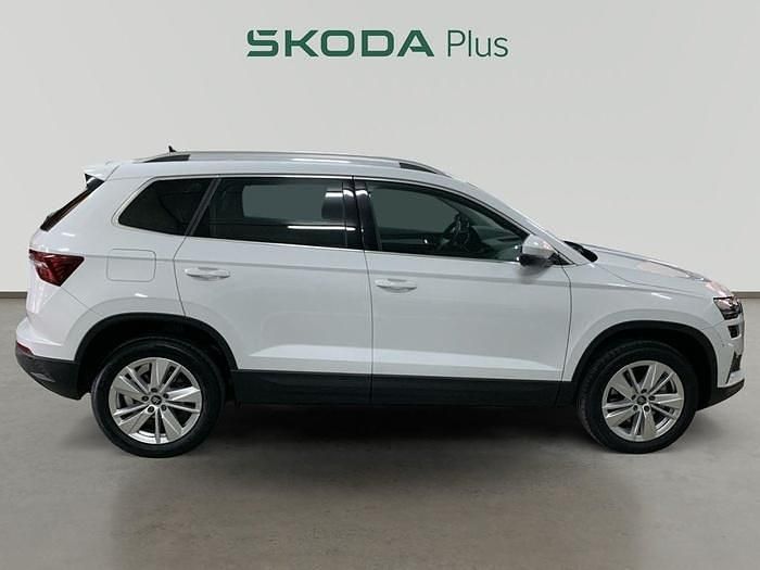 Blanco Usado 2025 Skoda Karoq Selection SUV | 27.690 € (Precio justo) - Imagen 1/4