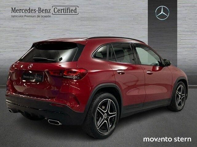 Usado Mercedes GLA200 150 CV (110 kW) 2020 Manufaktur rojo patagonia SUV