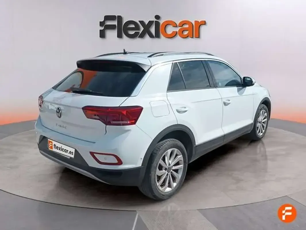 Usado VW T-Roc Life 150 CV (110 kW) 2023 Blanco SUV