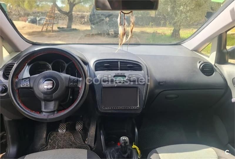 Negro Usado 2005 Seat Altea Sport Monovolumen | 2500 € (Buen precio) - Imagen 1/3