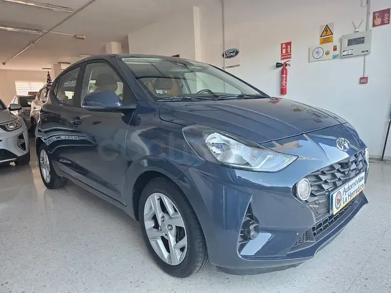 Używany Hyundai i10 67 KM (49 kW) 2023 Czarny Hatchback