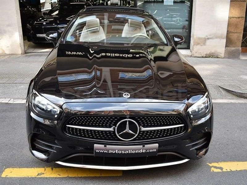 Usado Mercedes E450 367 CV (269 kW) 2022 Negro Coupe