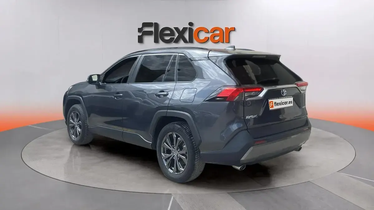 Usado Toyota RAV4 Hybrid Advance 218 CV (160 kW) 2022 Gris SUV