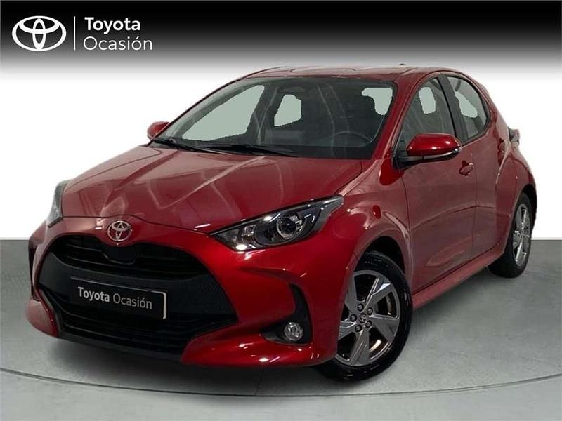 Usado Toyota Yaris Hybrid Active 116 CV (85 kW) 2024 Monovolumen