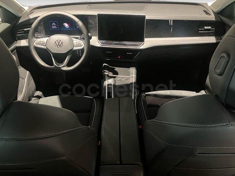 Usado VW Passat Business 150 CV (110 kW) 2025 Gris / plata Familiar