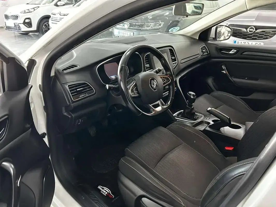 Usado Renault Mégane IV Business 116 CV (85 kW) 2019 Blanco Utilitario