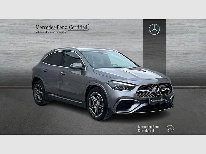 Usado Mercedes GLA200 AMG line 163 CV (119 kW) 2025 Otro SUV