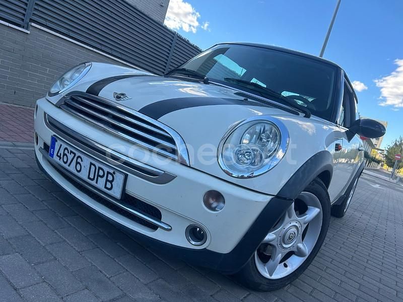 Usado Mini Cooper 116 CV (85 kW) 2005 Blanco Utilitario