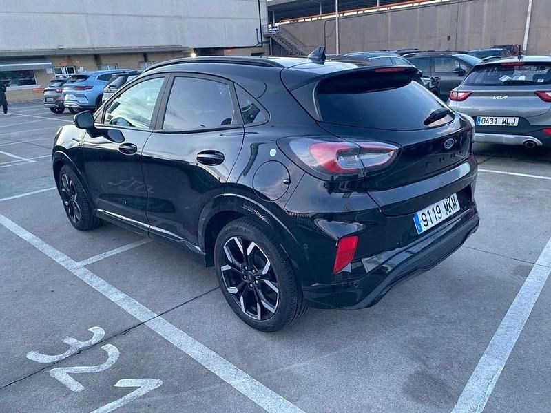 Usado Ford Puma ST-Line X 126 CV (92 kW) 2023 Negro SUV