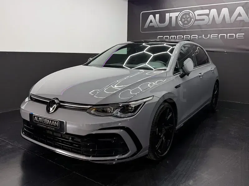 Usado VW Golf VIII R-line 150 CV (110 kW) 2022 Gris / plata Berlina
