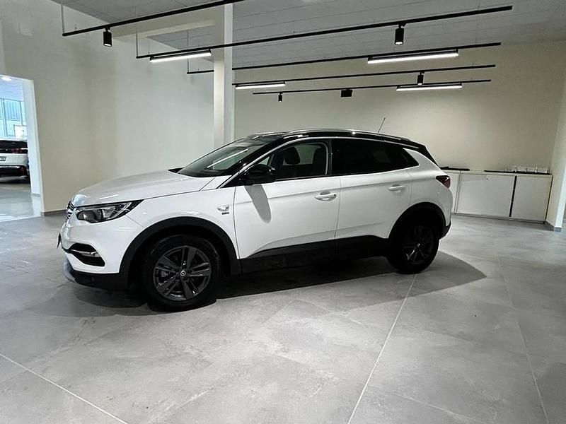 Usado Opel Grandland X Design Edition 130 CV (95 kW) 2019 Blanco SUV