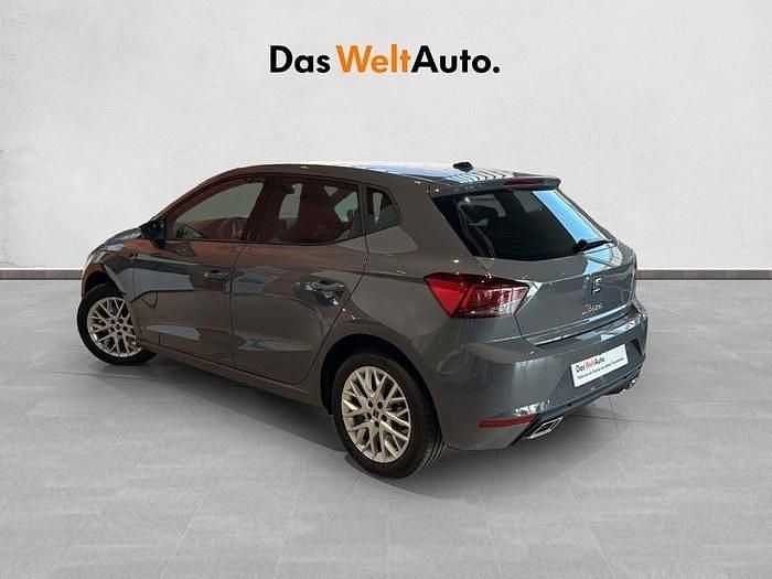Gris Usado 2024 Seat Ibiza FR | 19.500 € (Precio justo) - Imagen 1/4