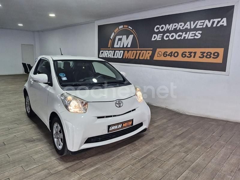 Blanco Usado 2010 Toyota iQ Utilitario | 5490 € (Precio justo) - Imagen 1/4