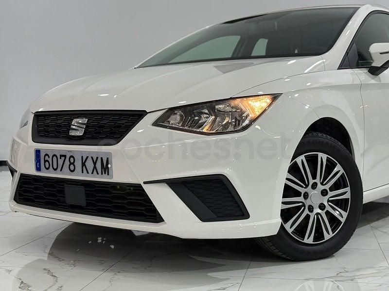 Usado Seat Ibiza Reference 95 CV (69 kW) 2019 Blanco Berlina