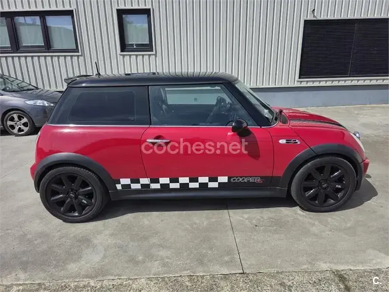 Usado Mini Cooper S 163 CV (119 kW) 2004 Rojo Utilitario