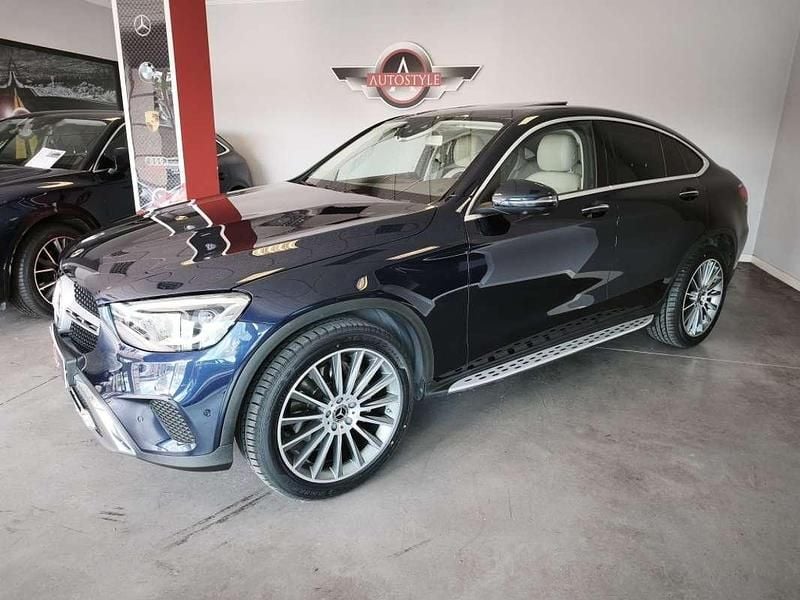 Usado Mercedes GLC220 194 CV (142 kW) 2020 Azul Coupe