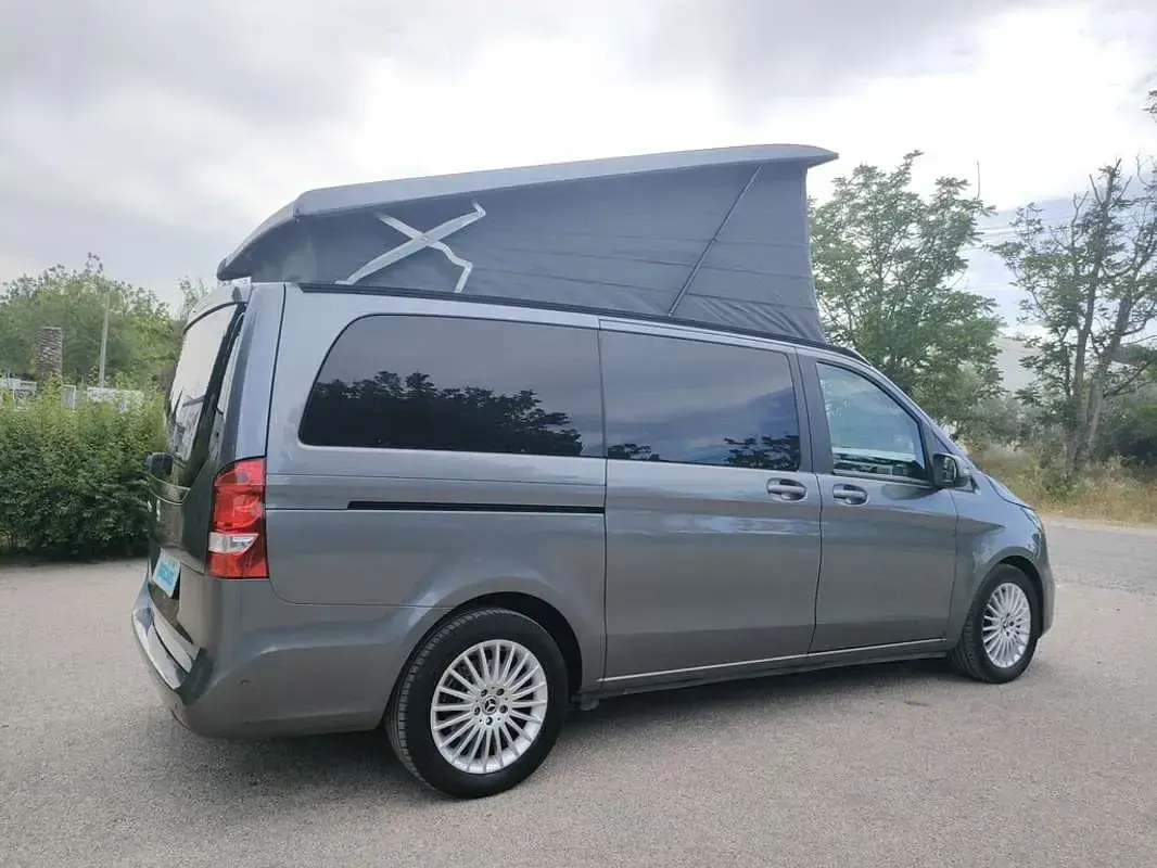 Usado Mercedes 220 Marco Polo 162 CV (119 kW) 2020 Gris Familiar