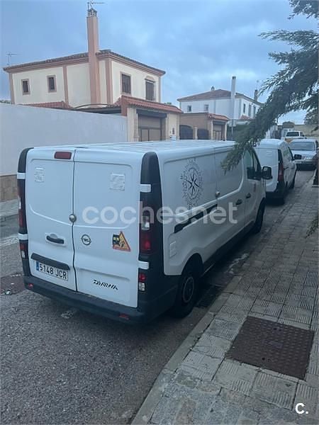 Usado Opel Vivaro 125 CV (91 kW) 2017 Blanco Monovolumen
