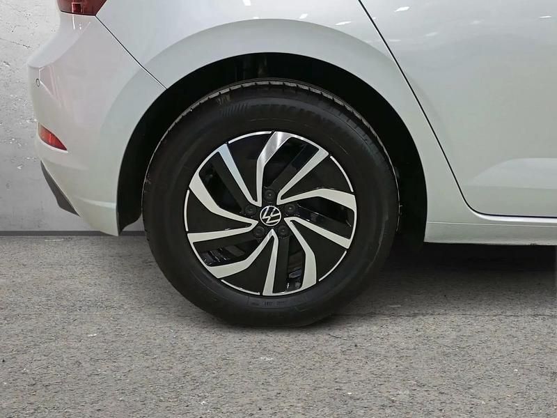 Usado VW Polo Life 95 CV (69 kW) 2024 Utilitario