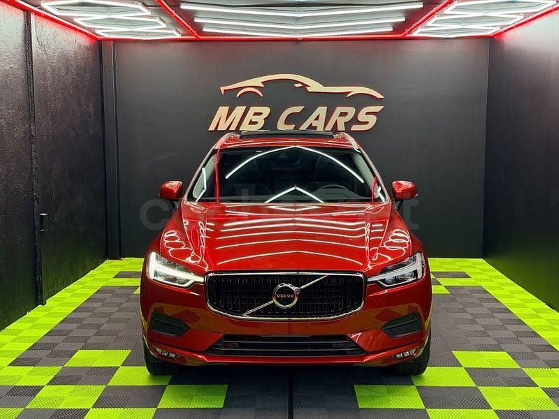 Usado Volvo XC60 Momentum 197 CV (144 kW) 2020 Granate SUV