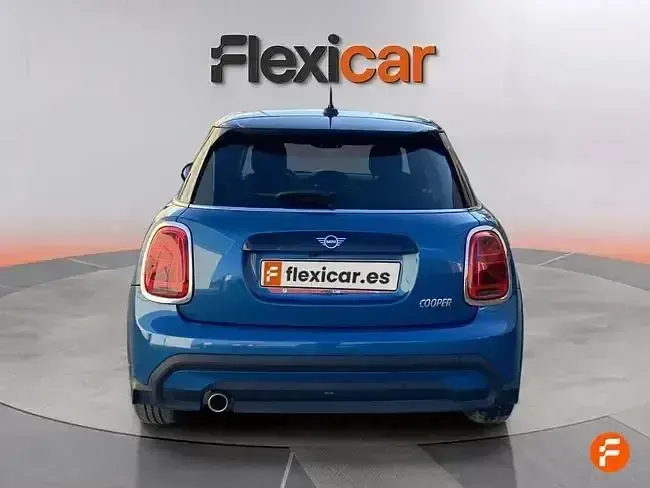 Usado Mini Cooper 136 CV (100 kW) 2022 Azul Utilitario