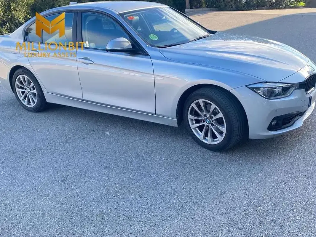 Usado BMW 318 Comfort Edition 143 CV (105 kW) 2019 Gris Berlina