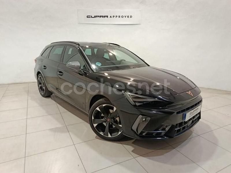 Negro Usado 2024 Cupra Leon Familiar | 27.900 € (Precio justo) - Imagen 1/4