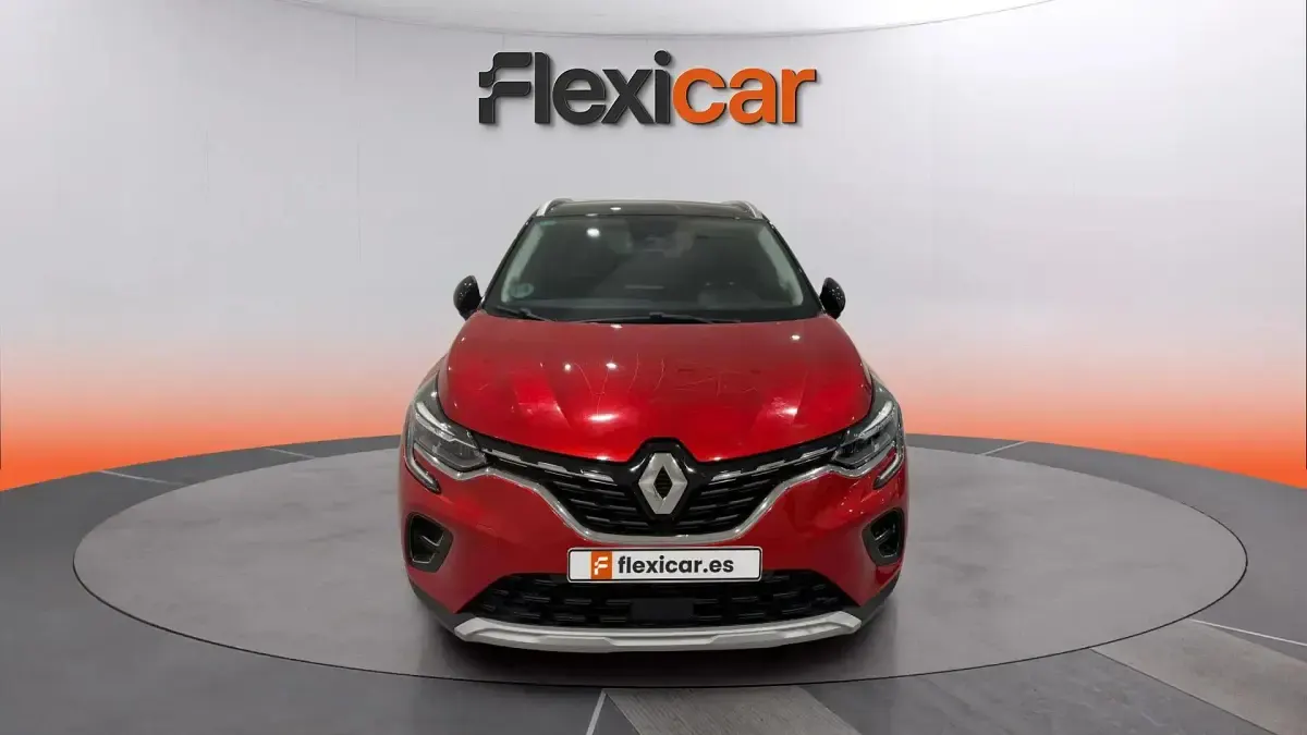 Usado Renault Captur Zen 131 CV (96 kW) 2019 Granate SUV