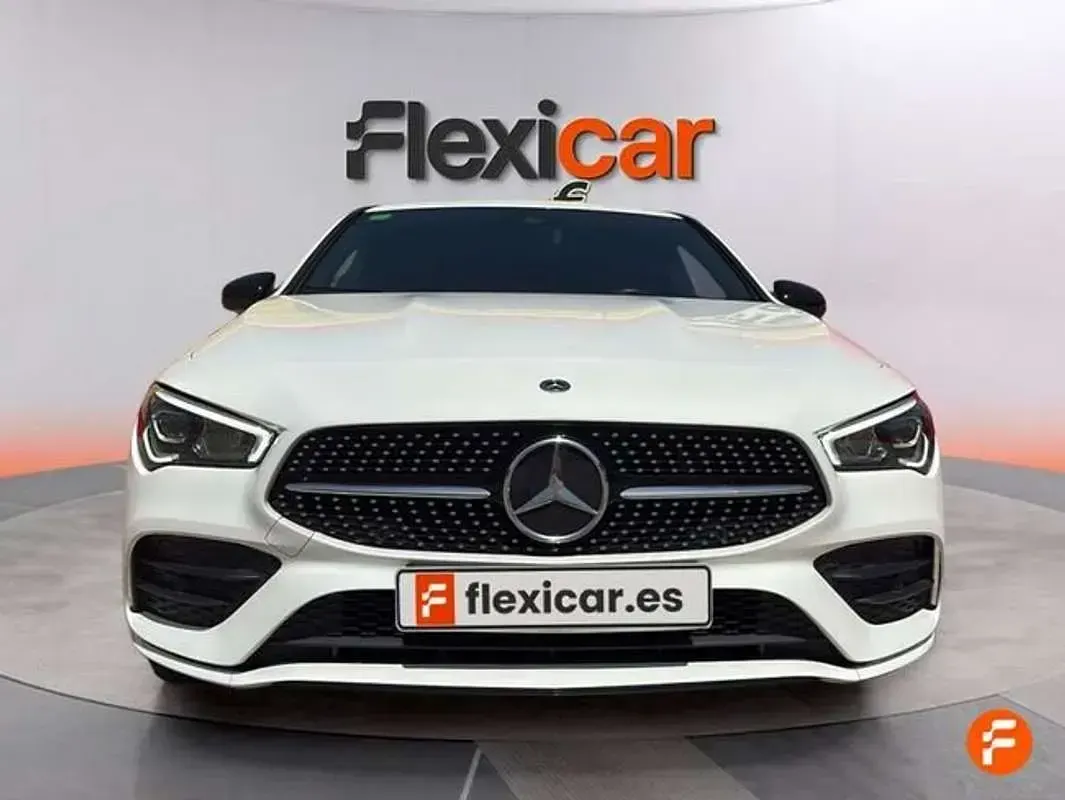 Usado Mercedes CLA250e Shooting Brake 218 CV (160 kW) 2022 Blanco Familiar