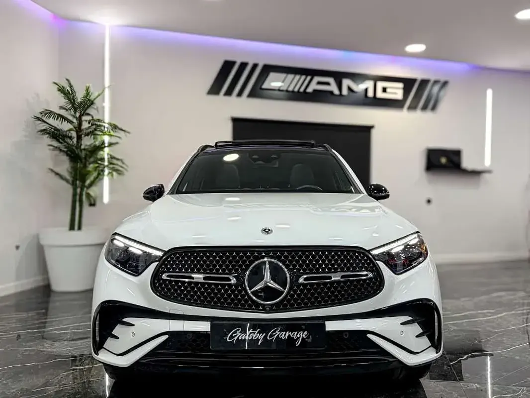 Usado Mercedes GLC300 269 CV (197 kW) 2023 Blanco SUV