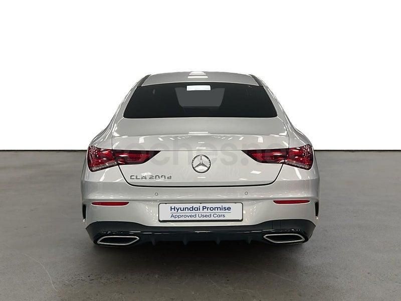 Usado Mercedes CLA200 150 CV (110 kW) 2022 Gris / plata Berlina