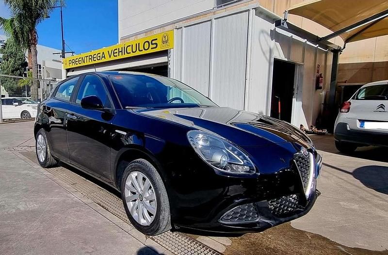 Usado Alfa Romeo Giulietta 120 CV (88 kW) 2021 Negro Utilitario