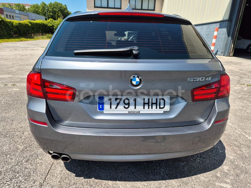 Usado BMW 530 258 CV (189 kW) 2012 Gris / plata Familiar