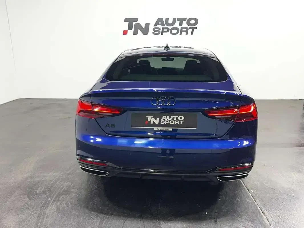 Begagnad Audi A5 Sportback S-Line 204 HK (150 kW) 2023 Blå Halvkombi