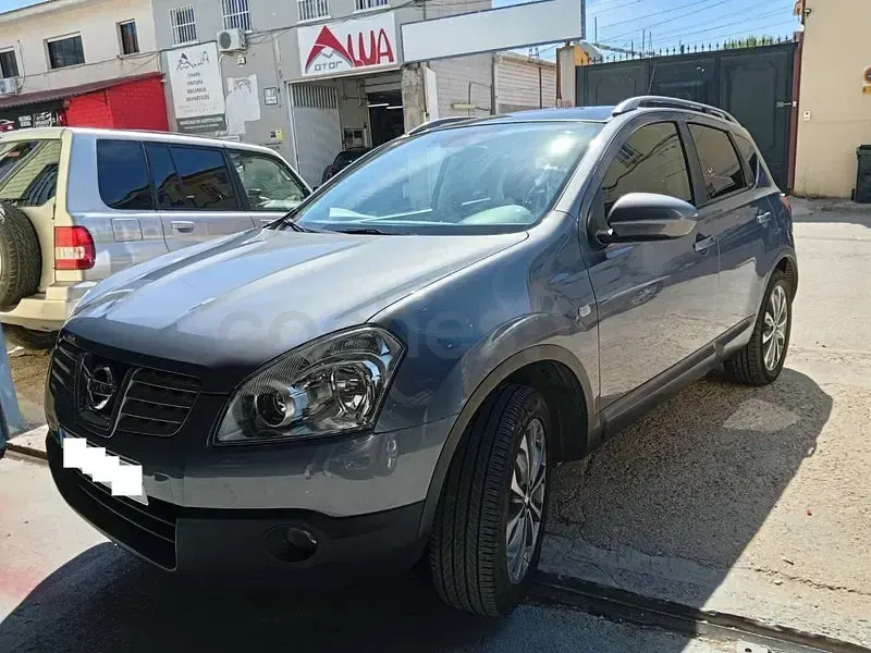 Usado Nissan Qashqai Premium Edition 115 CV (84 kW) 2009 Gris / plata SUV