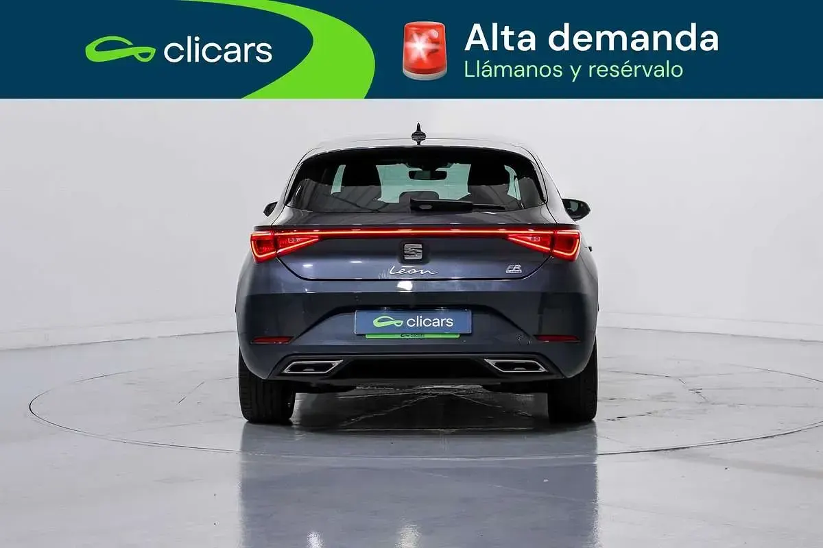 Usado Seat Leon FR 150 CV (110 kW) 2025 Gris Utilitario