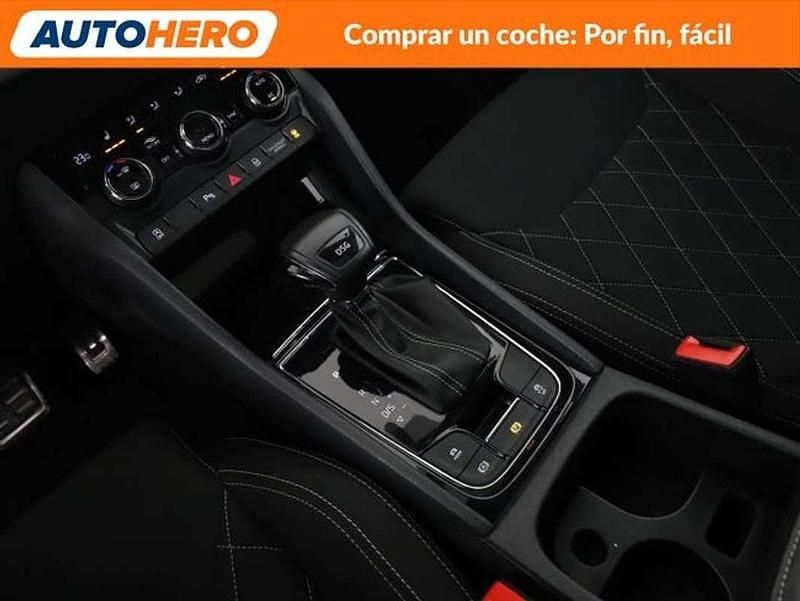 Usado Skoda Karoq SportLine 150 CV (110 kW) 2021 Gris SUV