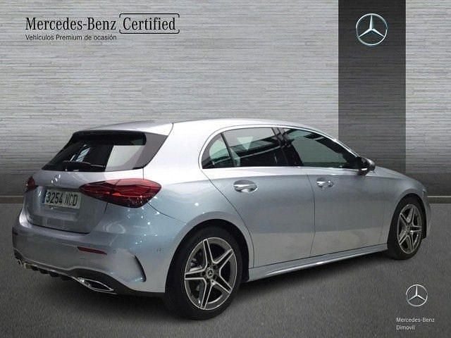Usado Mercedes A180 136 CV (100 kW) 2025 Plata hightech