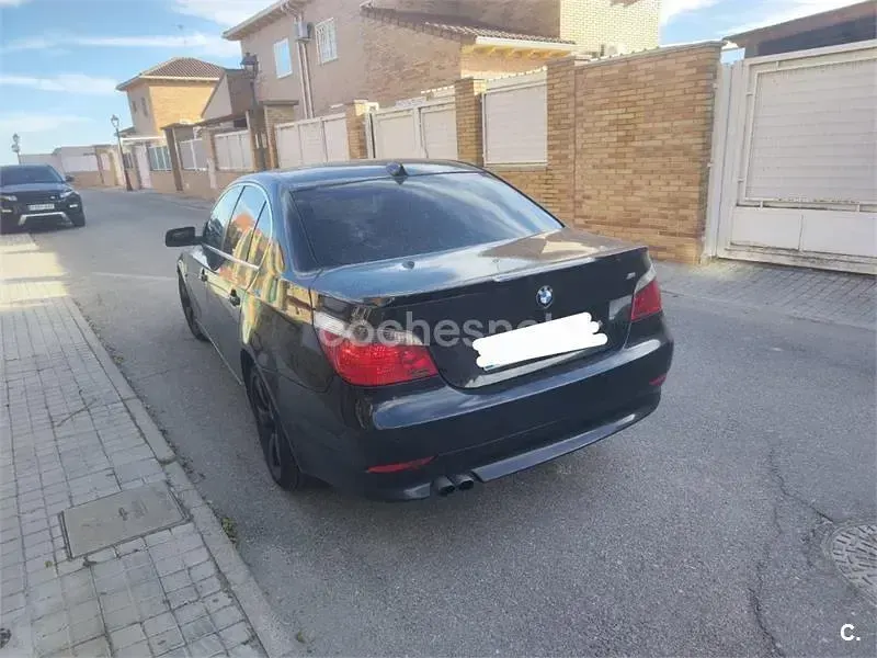 Usado BMW 525 163 CV (119 kW) 2005 Negro Berlina