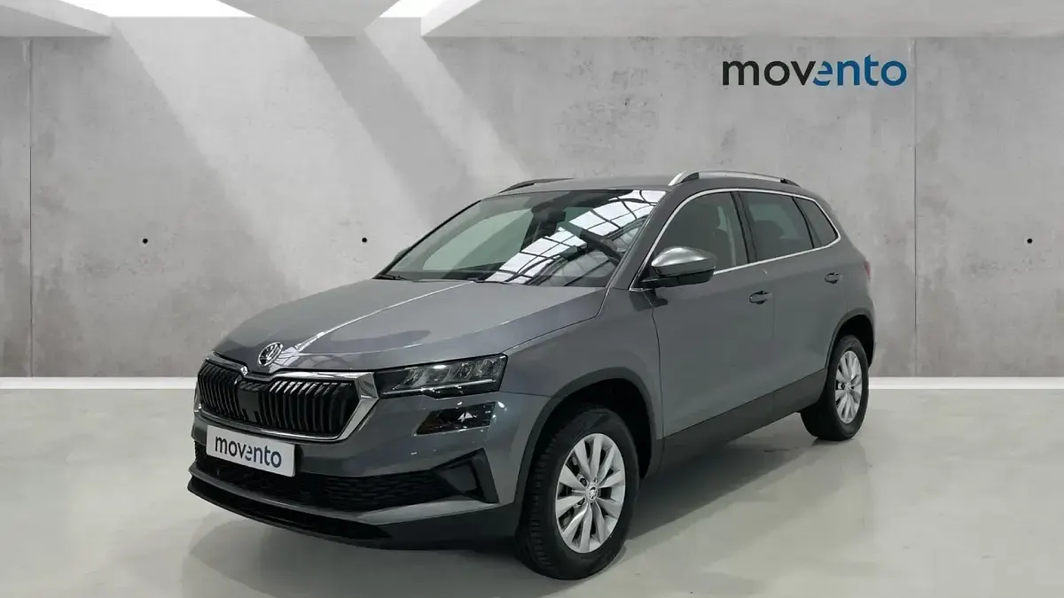 Usado Skoda 110 R Ambition 150 CV (110 kW) 2023 Gris Pickup/Camioneta