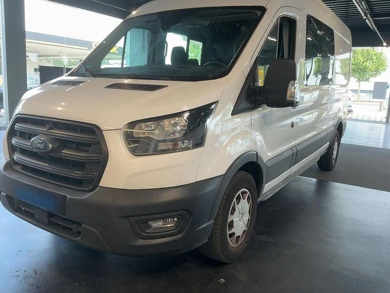 Blanco Usado 2023 Ford Transit Trend Familiar | 34.900 € (Un poco caro) - Imagen 1/4