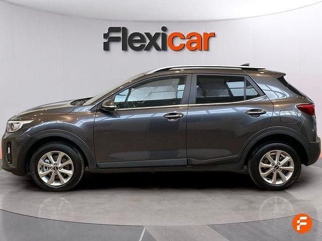 Usado Kia Stonic 84 CV (61 kW) 2019 Gris SUV