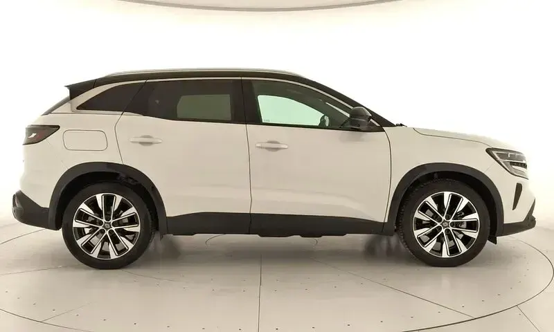 Usado Renault Austral Techno 200 CV (147 kW) 2025 Blanco SUV