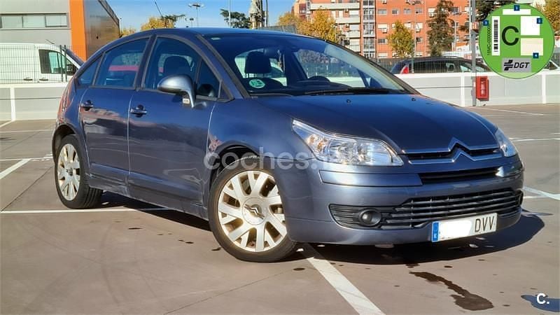 Gris / plata Usado 2006 Citroën C4 Exclusive Berlina | 2300 € (Buen precio) - Imagen 1/4