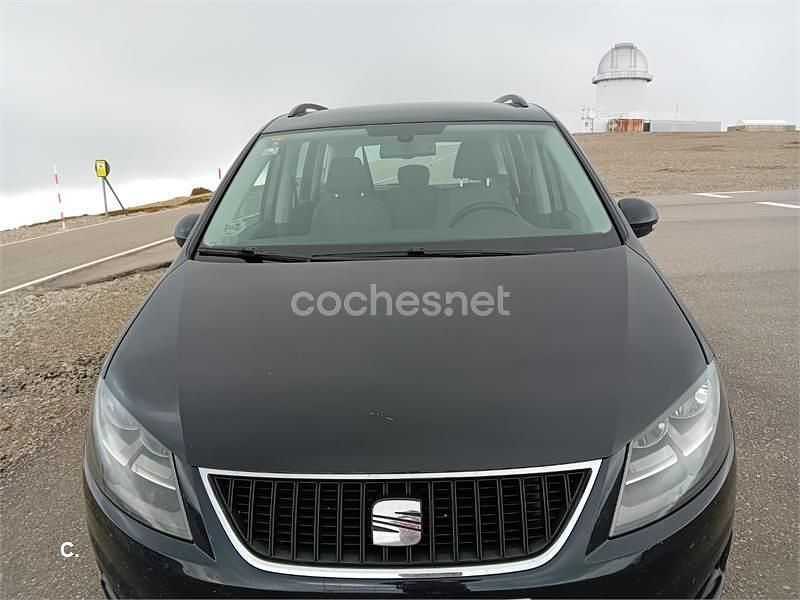 Usado Seat Alhambra Reference 140 CV (102 kW) 2010 Negro Monovolumen
