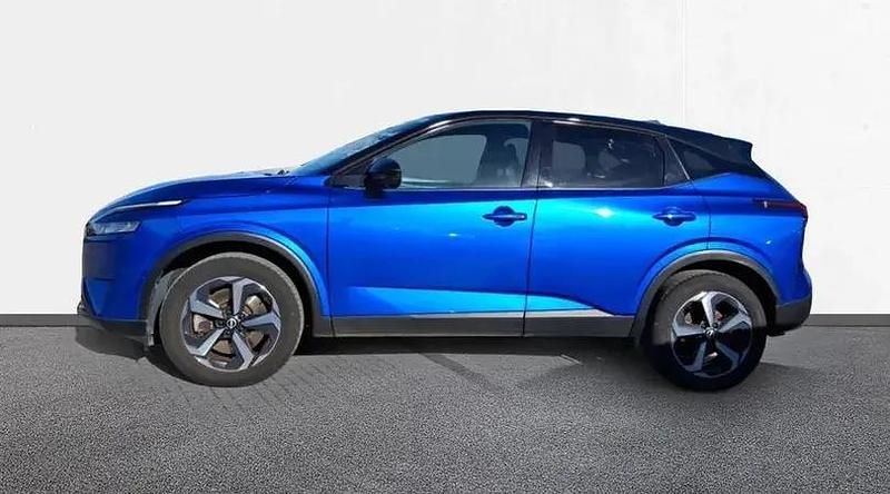 Usado Nissan Qashqai N-Connecta 190 CV (139 kW) 2023 Magnetic blue con techo midnig SUV