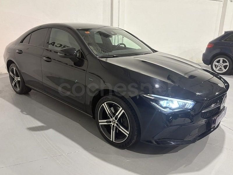Usado Mercedes CLA250e 218 CV (160 kW) 2021 Negro Berlina