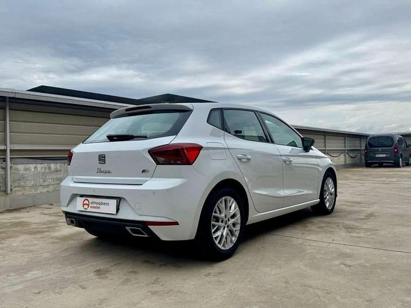 Usado Seat Ibiza FR 116 CV (85 kW) 2024 Blanco Utilitario